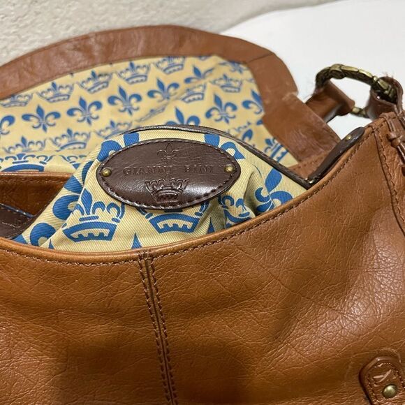 Gianni Bini Brown Leather Shoulder Bag - Picture 11 of 14